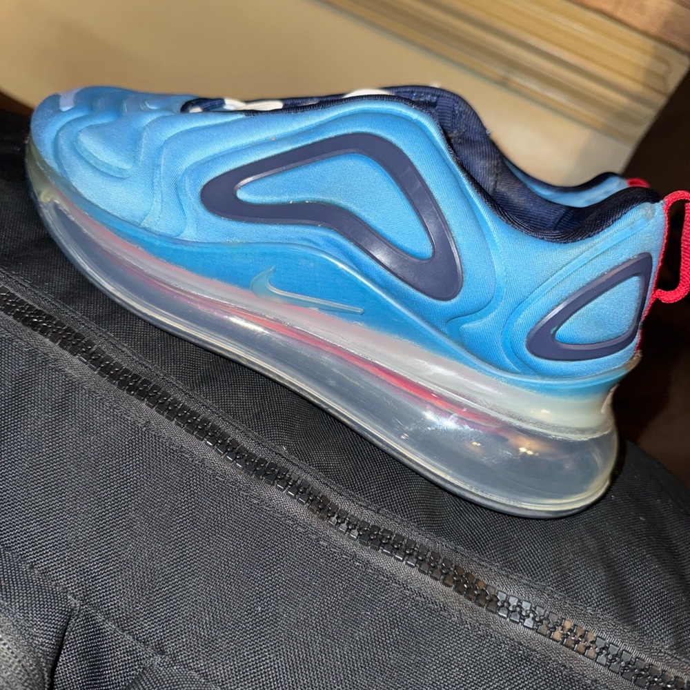 Nike Women Air Max 720 Blue Athletic Shoes